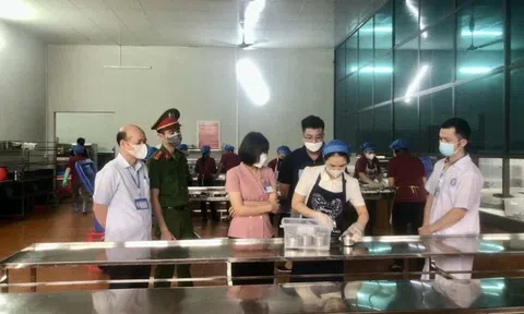 Quảng Ninh: Nguyên nhân 33 học sinh nhập viện vì rối loạn tiêu hóa