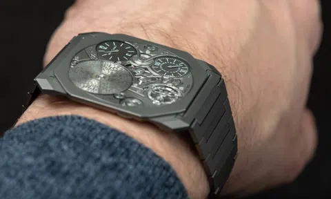 Chiếc đồng hồ siêu mỏng nhất thế giới có giá "khủng" 1,4 tỷ đồng