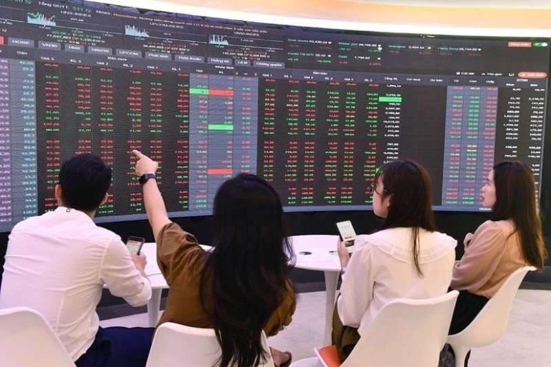 Lịch sự kiện và tin vắn chứng khoán ngày 11/7/2025