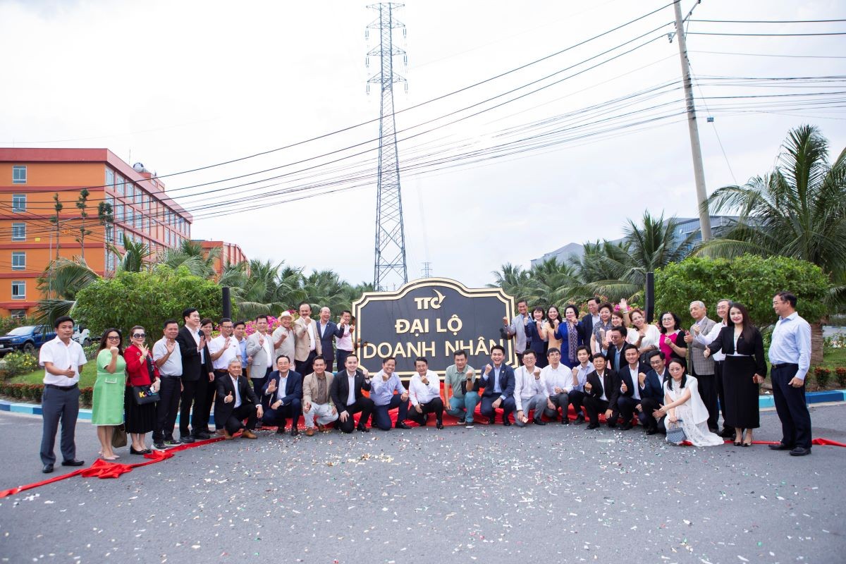 Khánh thành Đại lộ Doanh nhân tại KCN Thành Thành Công