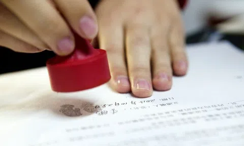 Người trẻ Trung Quốc viết di chúc bằng tiền số, tài khoản game