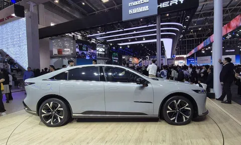 'Mazda6' thuần điện được ra mắt tại Trung Quốc, có cả bản hybrid