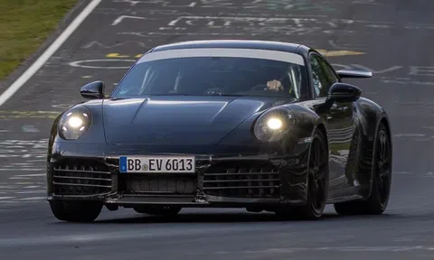 Porsche 911 Hybrid sắp được trình làng với nhiều công nghệ mới