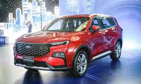 SUV cỡ C được 'cứu' nhờ những ưu đãi lớn