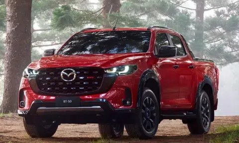 Bản nâng cấp Mazda BT-50 lộ diện hoàn toàn