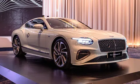 Bentley Continental GT Speed giá hơn 1,1 triệu USD tại Singapore