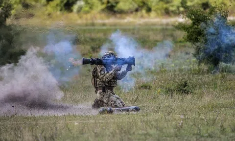 “Hỏa thần” vác vai Carl Gustaf M4 đánh dấu bước chuyển chiến lược