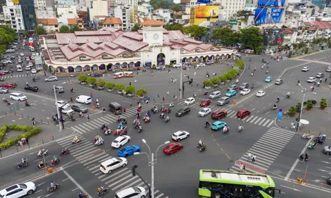 TP.HCM dự kiến làm quảng trường trước chợ Bến Thành từ ngày 30/4