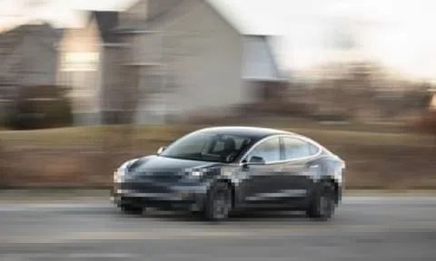 Đợt triệu hồi đầu tiên của Tesla trong năm mới