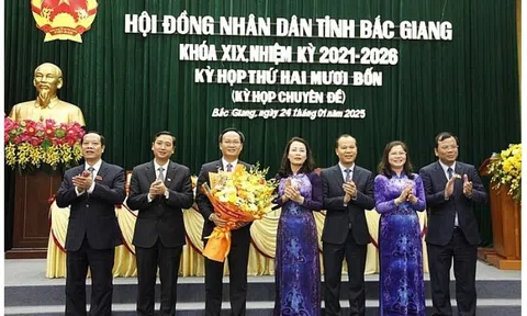 Trưởng Ban Dân vận Tỉnh ủy Phạm Văn Thịnh được bầu giữ chức Phó Chủ tịch UBND tỉnh Bắc Giang