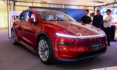 Chi tiết Tesla Model Y Juniper ra mắt tại Singapore