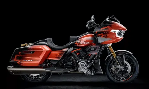 Siêu môtô Harley-Davidson CVO Road Glide RR giá từ 110.000 USD