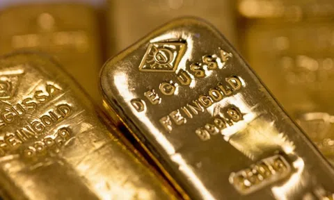 Niềm tin vào đồng USD lung lay