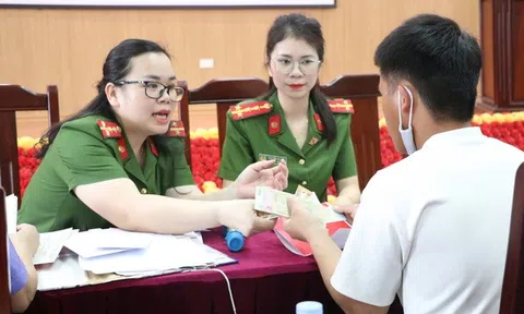 Niềm hạnh phúc vỡ òa và lời hứa của phạm nhân được đặc xá