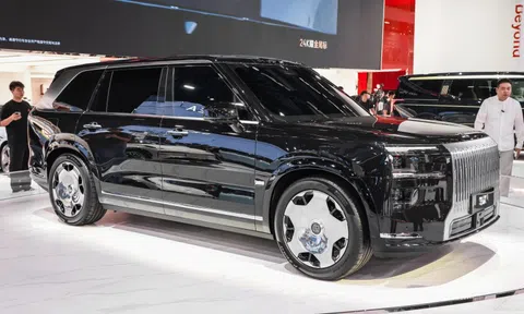 Chi tiết Zeekr 9X - 'Rolls-Royce Cullinan' đến từ Trung Quốc