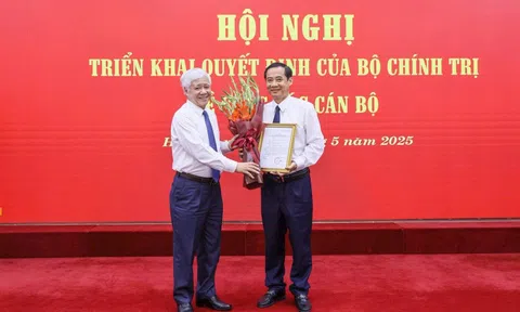 Điều động ông Nguyễn Thái Học làm Phó Bí thư Đảng ủy Mặt trận Tổ quốc, các đoàn thể Trung ương