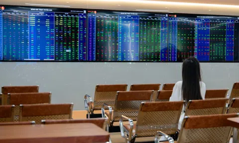 Chứng khoán đang bước vào vùng 'chốt lời'