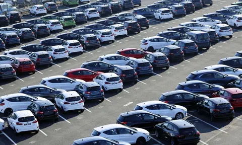 Ngành ô tô sau chu kỳ trầm lắng: Người vững tay lái, kẻ hụt hơi