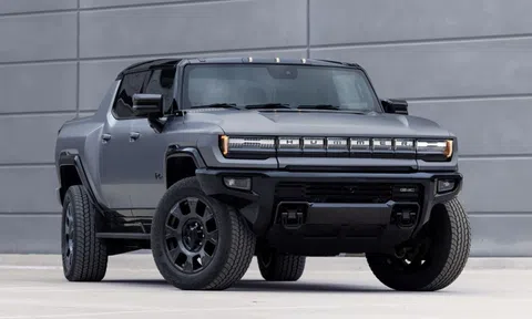 GMC Hummer EV 2026 ra mắt, bổ sung phiên bản Carbon Fiber Edition