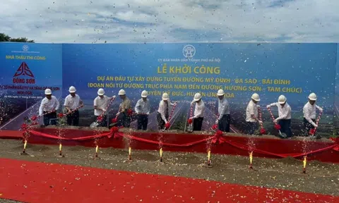 Đầu tư Hạ tầng Đông Sơn lên kế hoạch doanh thu 2025 xấp xỉ 700 tỷ đồng, trúng gói thầu giao thông nghìn tỷ tại Hà Nội