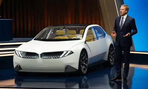Sếp BMW: 'Chỉ tập trung vào xe điện là đi vào ngõ cụt'