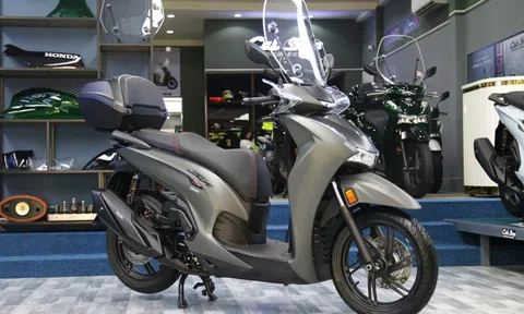 Cận cảnh Honda SH350i bản Italy - nhập tư nhân, chưa chốt giá bán