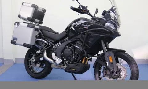 Chi tiết CFMoto 700MT giá khoảng 200 triệu, trang bị cả sưởi yên