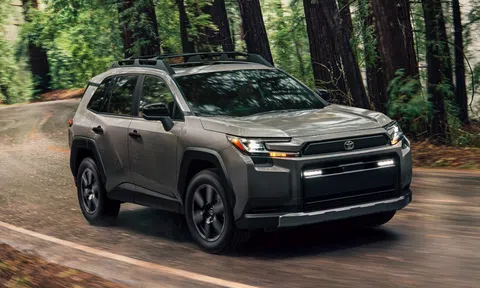 Toyota RAV4 thế hệ mới ra mắt