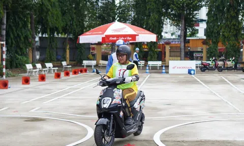Học sinh lái xe máy cần trang bị kỹ năng gì?