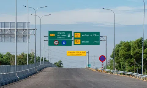Những biển báo xuất hiện trên cao tốc mà lái mới thường chủ quan