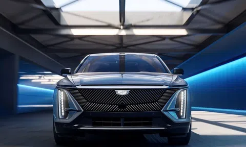 Cadillac đang 'cướp' khách của Tesla?