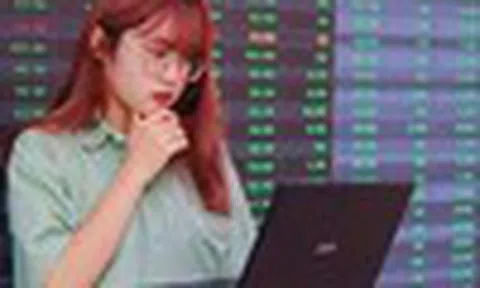 VN-Index chịu áp lực điều chỉnh, bất động sản bước vào chu kỳ tăng trưởng mới