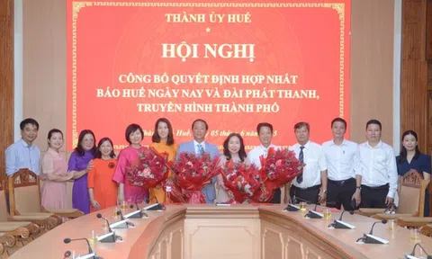 Huế công bố nhân sự chủ chốt sau hợp nhất hai cơ quan báo chí chủ lực