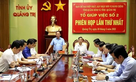 Quảng Bình và Quảng Trị thống nhất nguyên tắc phân công lãnh đạo sau sáp nhập
