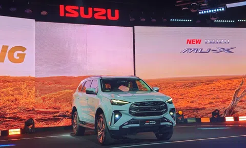 Isuzu mu-X 2025 ra mắt khách Việt, giá cao nhất gần 1,27 tỷ đồng