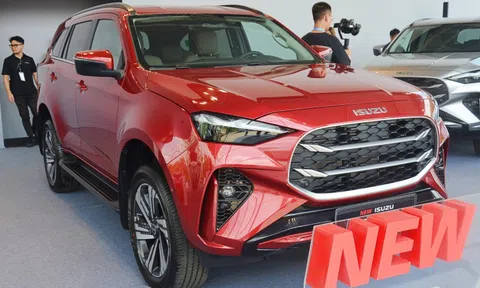 Chi tiết Isuzu mu-X 2025 - giữ động cơ, tăng giá, nâng cấp ngoại hình