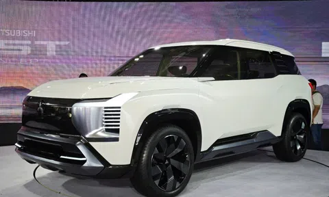 Thấy gì từ động thái ra mắt concept SUV 7 chỗ của Mitsubishi?
