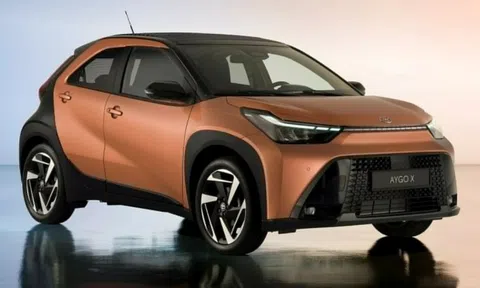 Chủ tịch Toyota: Tại Nhật Bản, một xe điện phát thải ngang 3 xe hybrid