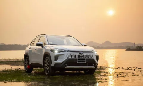 Toyota Corolla Cross quay lại dẫn đầu, xe Nhật áp đảo phân khúc hybrid