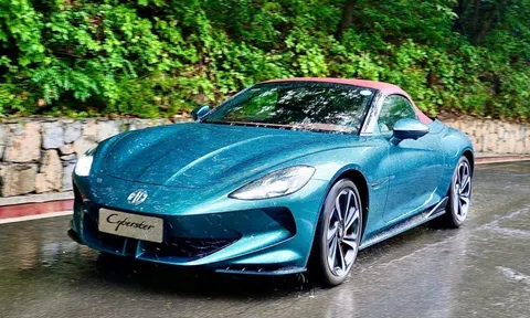 Xe điện MG Cyberster 2026 thêm bản coupe, tăng phạm vi hoạt động