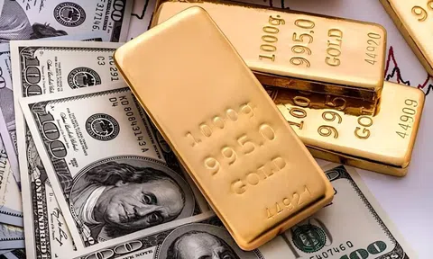 Vàng vượt USD và trái phiếu Mỹ, thành nơi trú ẩn hàng đầu