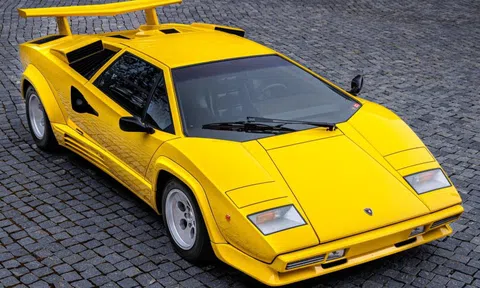 Lamborghini: 'Nhiên liệu điện tử là cứu cánh cho động cơ đốt trong'