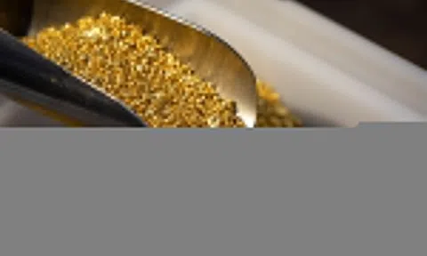 Giá vàng bất ngờ lao dốc