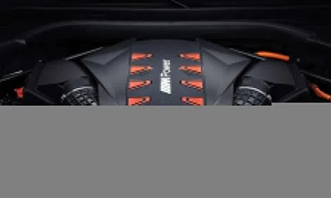 BMW nói động cơ đốt trong là nguồn tiền của hãng