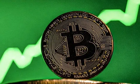 Bitcoin âm thầm tiến về đỉnh lịch sử