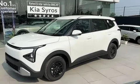 'Kia Carens bản cao' sắp ra mắt tùy chọn thuần điện