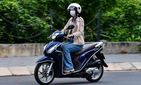 Cẩn thận bị phạt tiền khi đội nón bảo hiểm giá rẻ, kém chất lượng