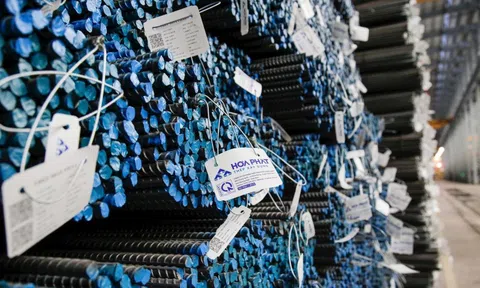 Lần đầu Hòa Phát bán thép cuộn cán nóng (HRC) vượt 1,1 triệu tấn trong một quý