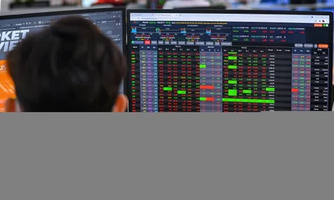 Cổ phiếu 'vua' kéo VN-Index tăng gần 16 điểm
