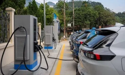"Đại gia" Nhà nước bắt tay Vingroup phát triển hệ thống trạm sạc xe điện toàn quốc thu hơn 17.800 tỷ từ bán điện sau 6 tháng